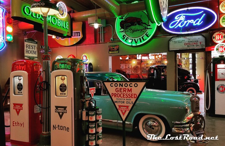 Kaiser Manhattan Frontier Auto Museum